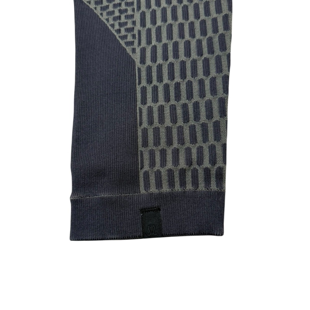 Lululemon About That Base Tight in Black / Slate size‎ 4 - Picture 3 of 7